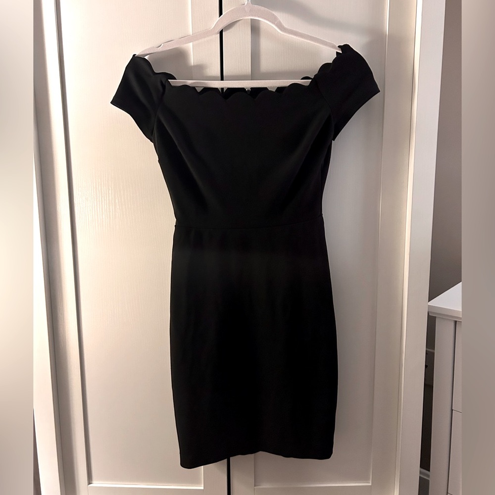 B.Darlin, Juniors, Size 6, Black Dress